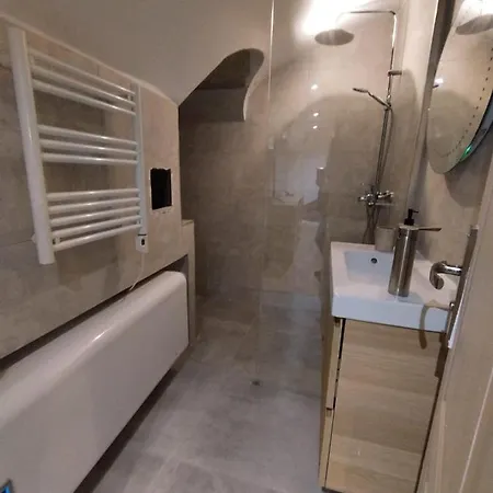 Beautiful Triplex In The Center Of Paris