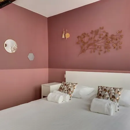 Beautiful Triplex In The Center Of Paris